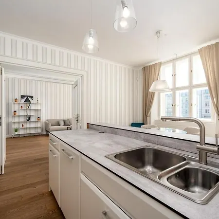 Old Town Riverside Luxury شقة براغ