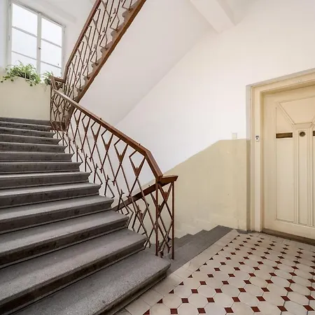 Old Town Riverside Luxury Apartamento *